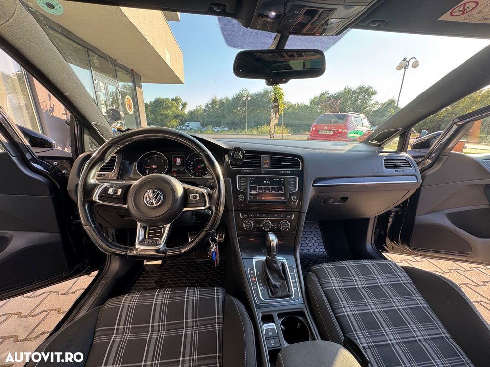 Volkswagen Golf 2.0 TDI DSG GTD - 3