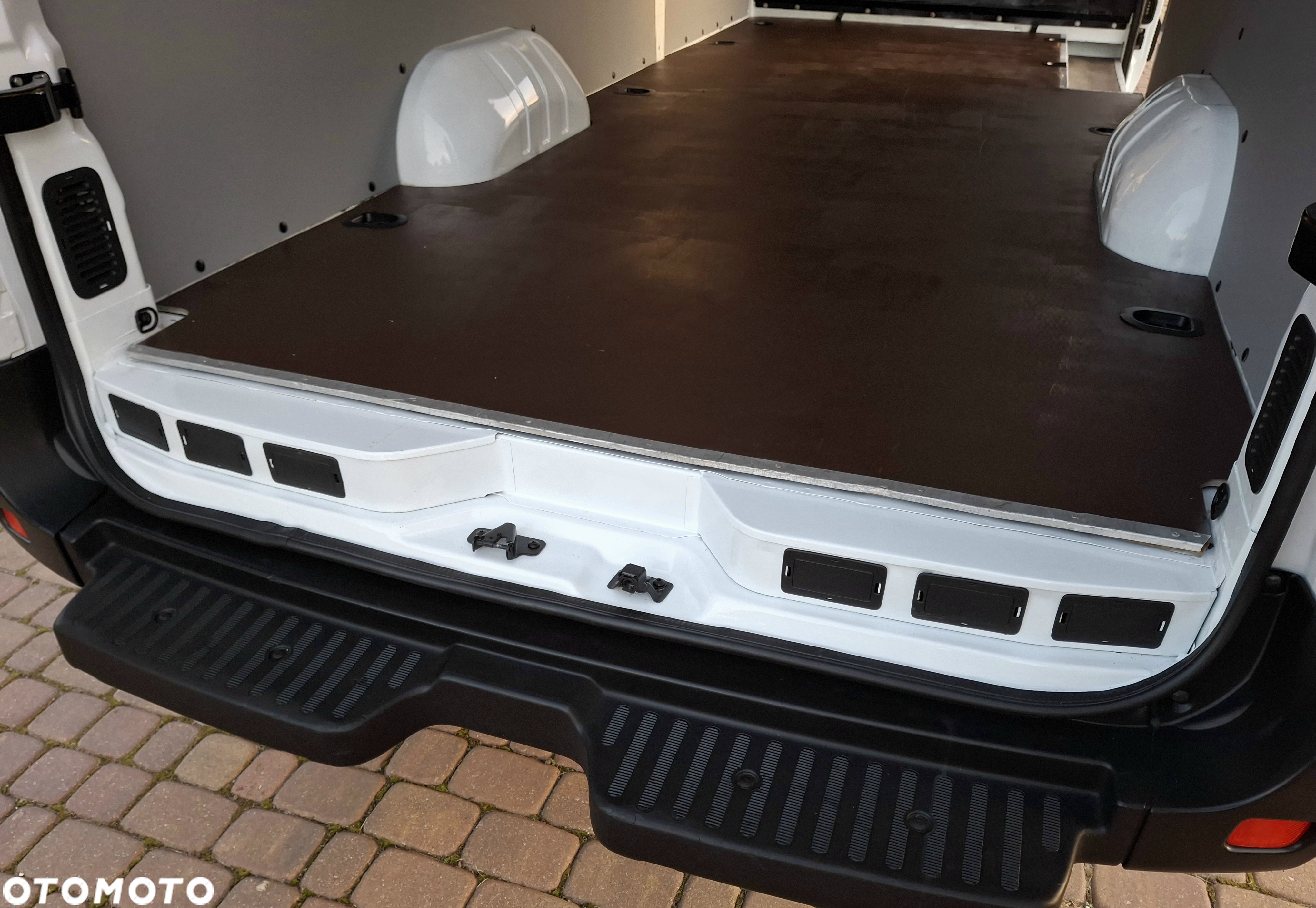 Opel Movano - 37