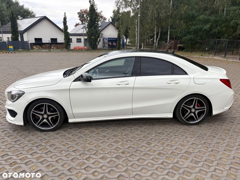 Mercedes-Benz CLA 220 d 7G-DCT AMG Line - 9