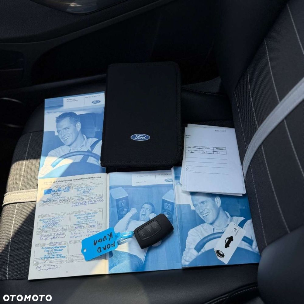 Ford Kuga - 33