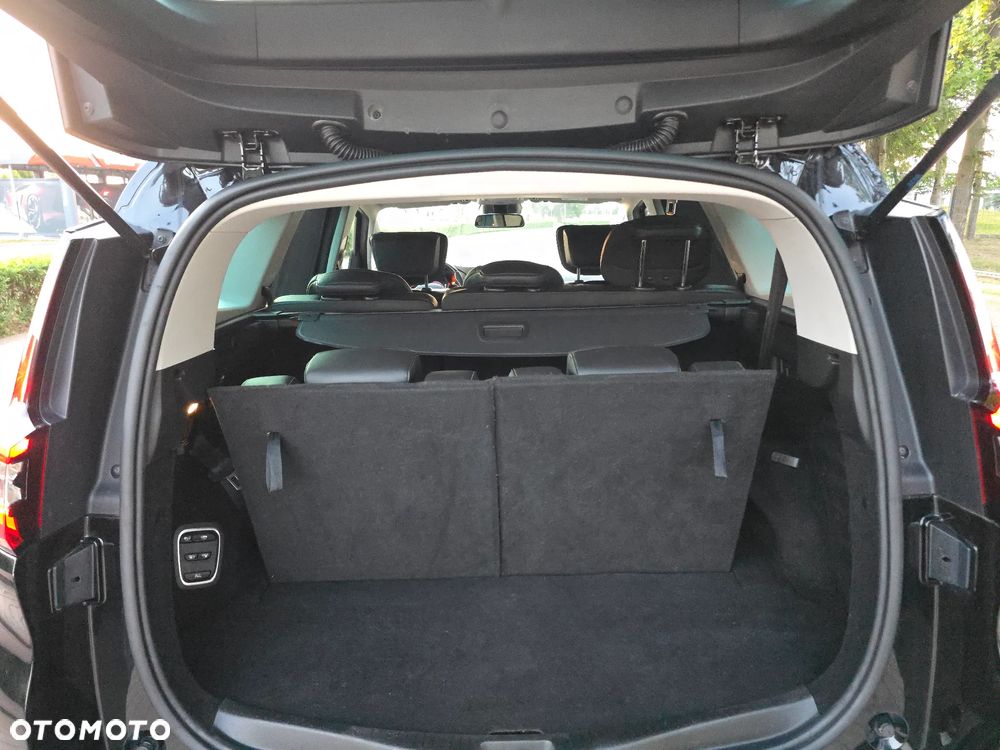 Renault Grand Scenic - 10