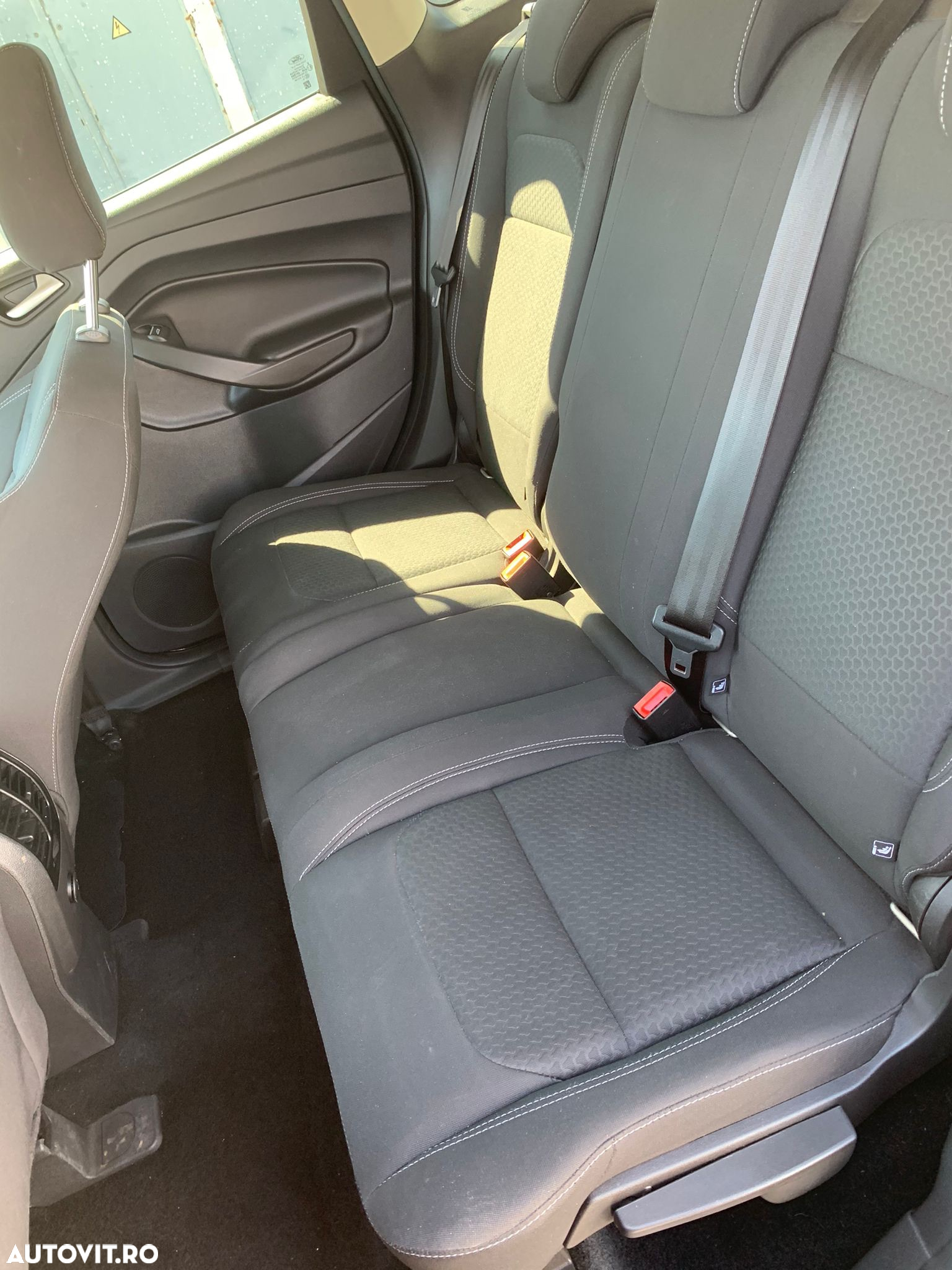 Ford Kuga 1.5 EcoBoost 2x4 Individual - 10