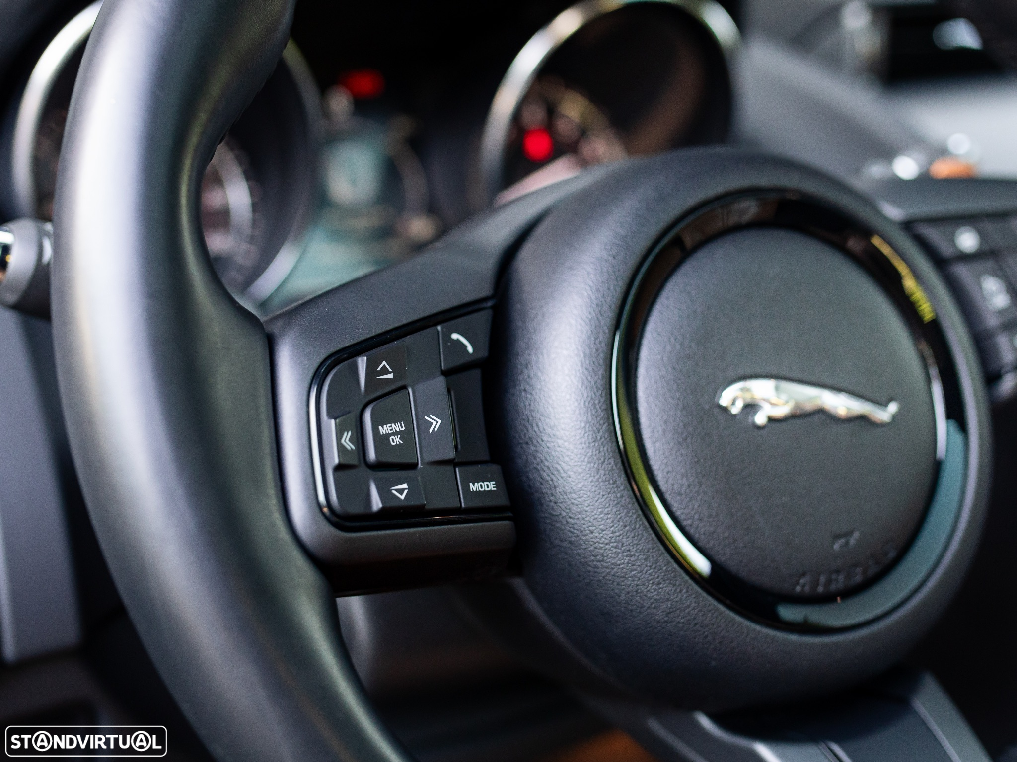 Jaguar F-Type 3.0 V6 S/C S Auto - 32