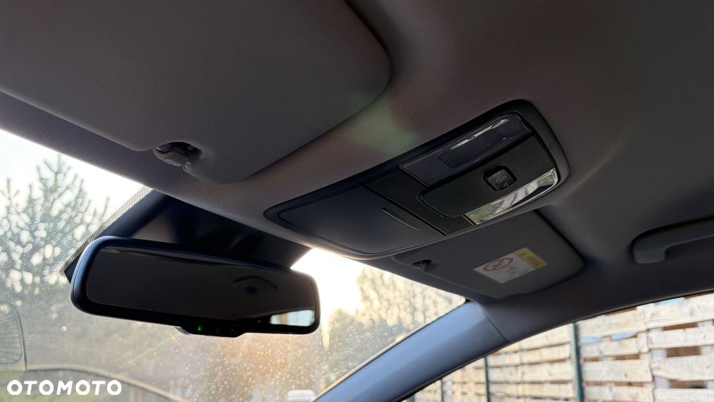 Kia Ceed 1.4 T-GDI L Business Line - 24