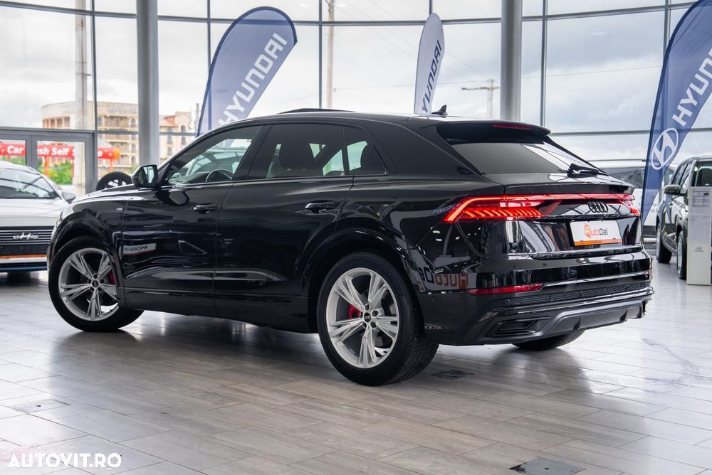 Audi Q8 55 TFSI quattro Tiptronic - 16