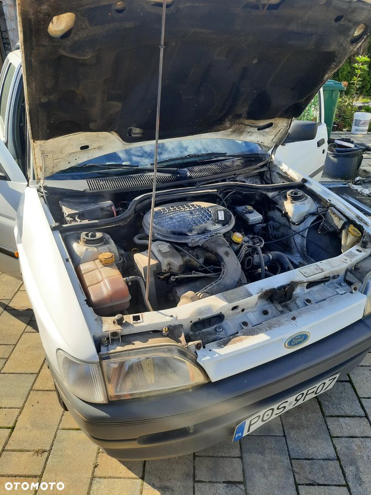 Ford Escort Kombi 1.4 CLX - 7