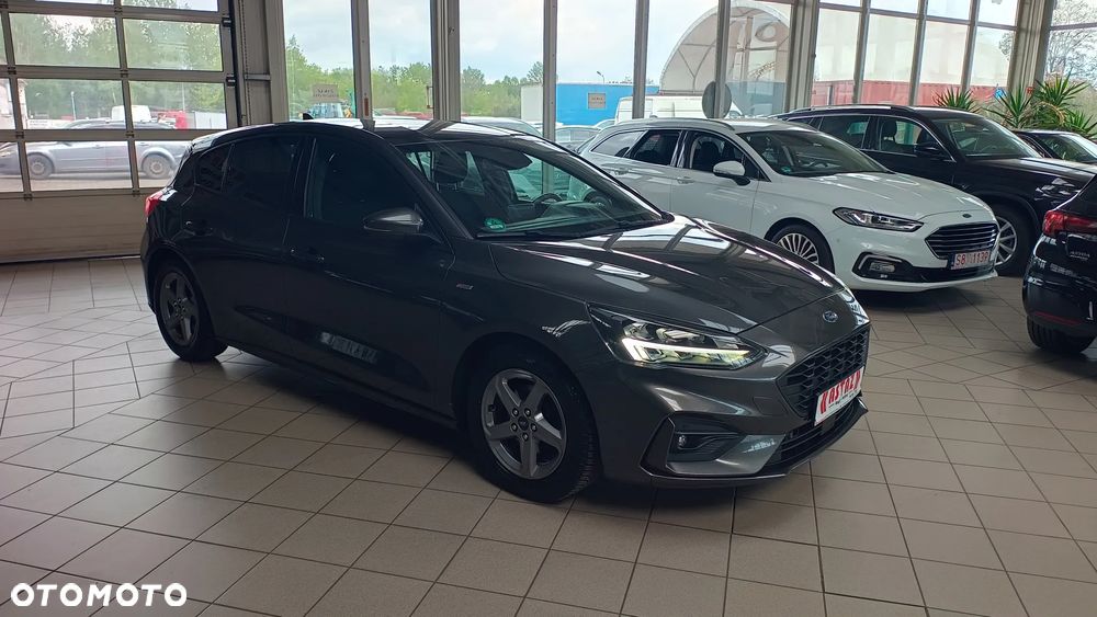 Ford Focus 1.5 EcoBoost ST-Line - 15
