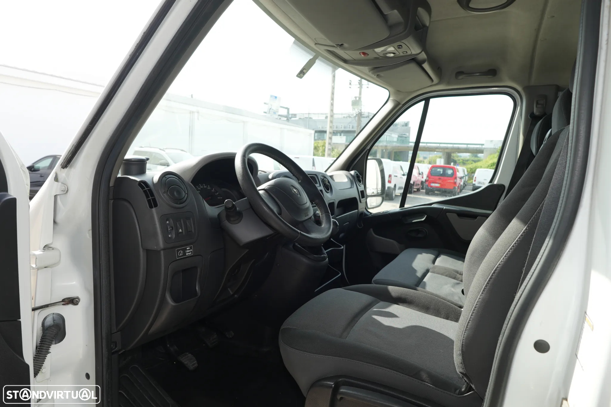 Renault Master Contentor 2.3DCI 125cv - 8
