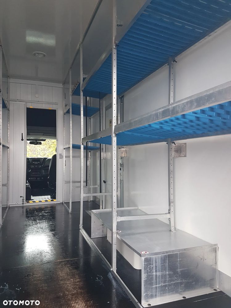 Iveco DAILY KONTENER NISKOPODŁOGOWY 4,43x2,24x2,43 SKLEP FOODTRUCK BAR KLIMA KONIOWÓZ KAMPER - 25