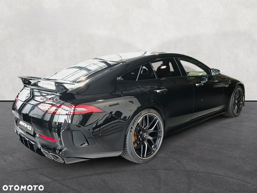 Mercedes-Benz AMG GT - 5