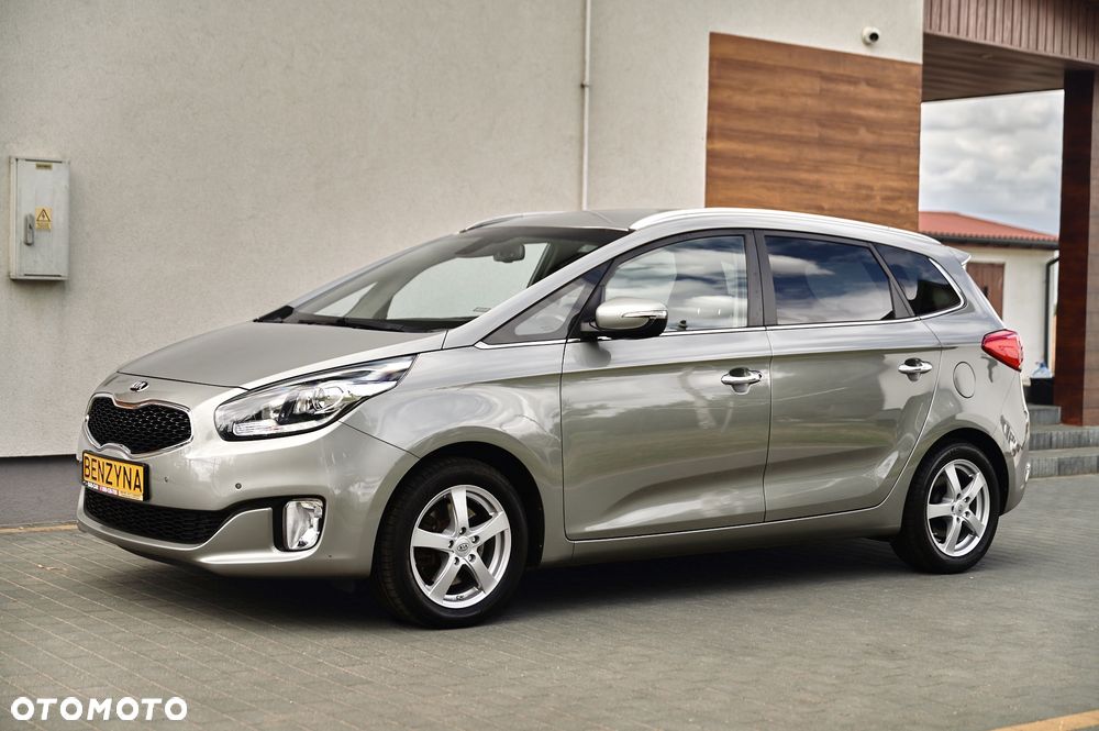 Kia Carens 1.6 GDI Attract - 10