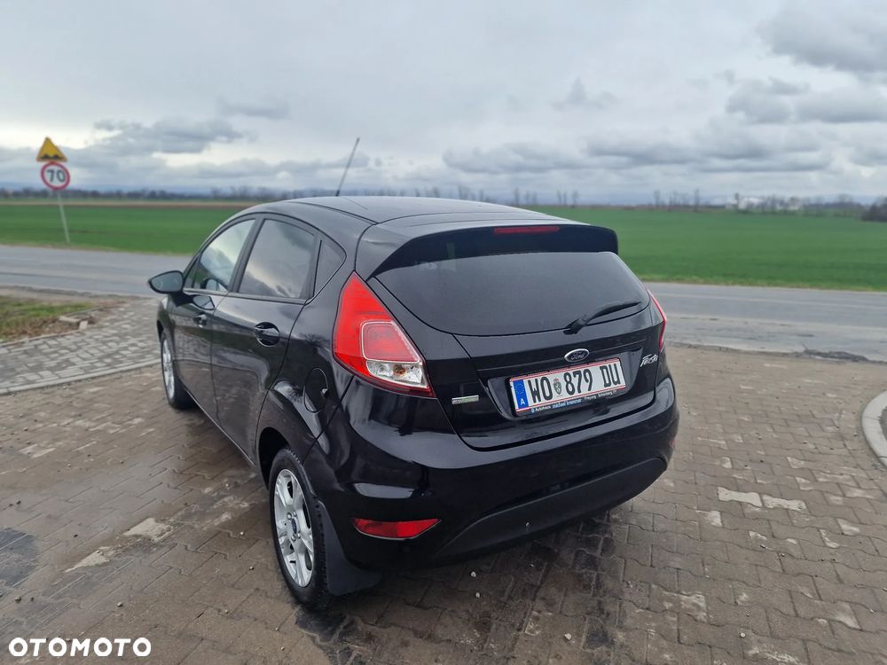 Ford Fiesta 1.25 Celebration - 14