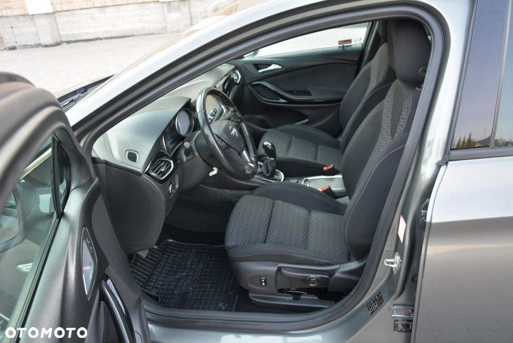 Opel Astra 1.4 Turbo Dynamic - 20