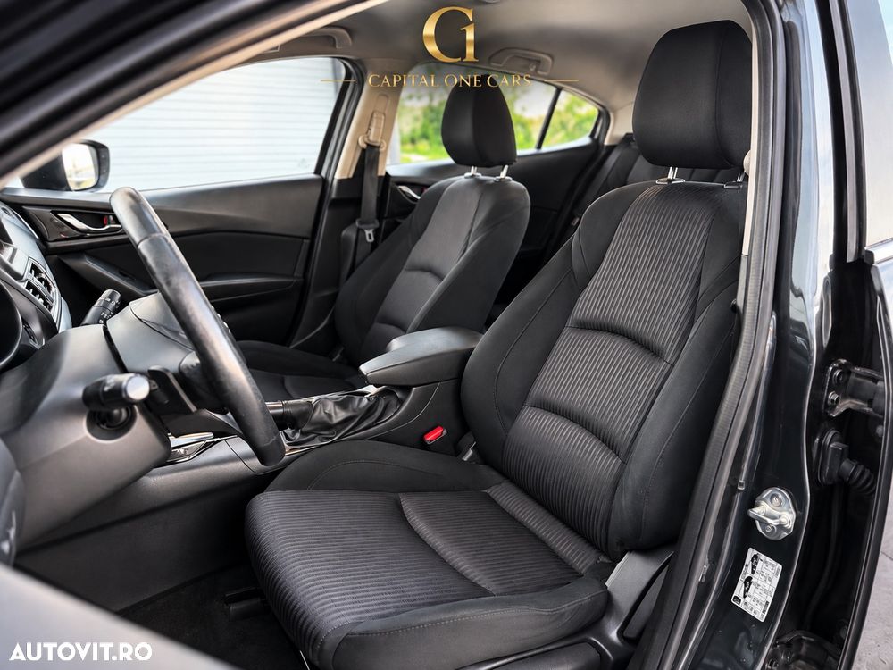 Mazda 3 - 6