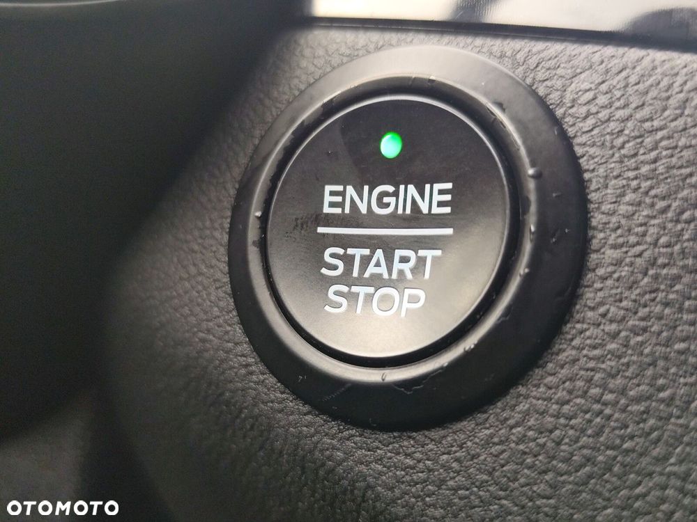 Ford Kuga - 33