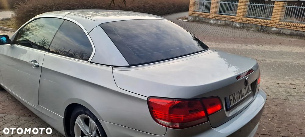 BMW Seria 3 320i - 30