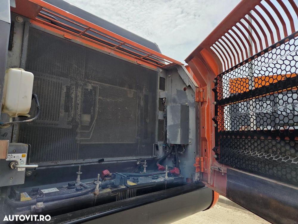 Hitachi ZX250, 6.535h, cupa NOUA 1,55mc, Masa 27,2tone, 2018, INGUST latime 2,99m, adancime sapare 7m, consum mediu 12,6l/h, lant 80% ok doar 620h deplasare, camera spate si laterale, inst picon, inst rotire, Isuzu 173CP, posibil leaasing-PROMOTIE 89.900 EUR - 17