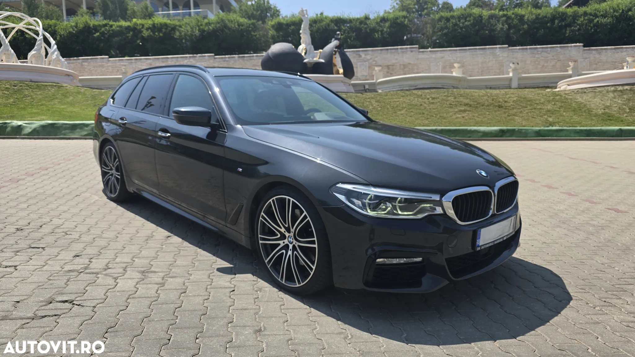 BMW Seria 5 530d xDrive Touring Aut. Sport Line - 3