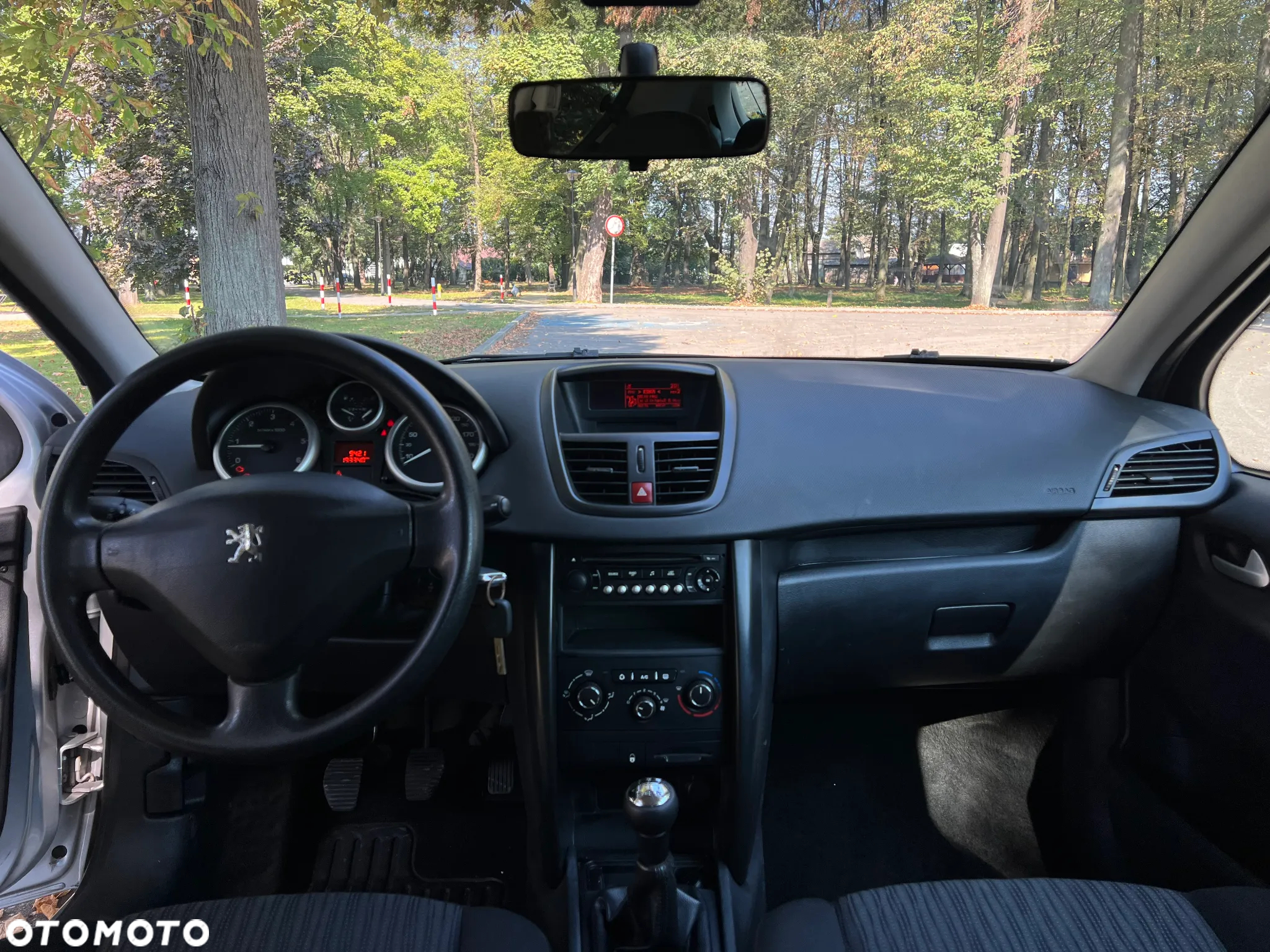 Peugeot 207 90 HDi FAP (Blue Lion) Premium - 13