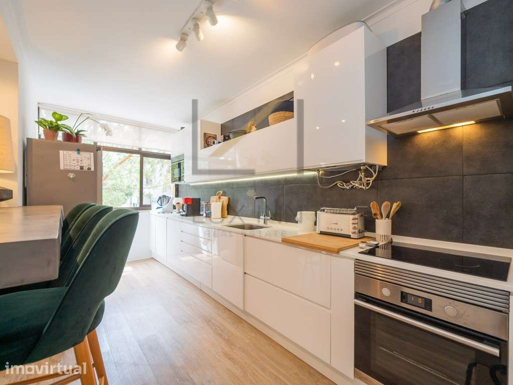 Apartamento T3 remodelado em Cascais- Bairro do Rosário - Grande imagem: 3/28