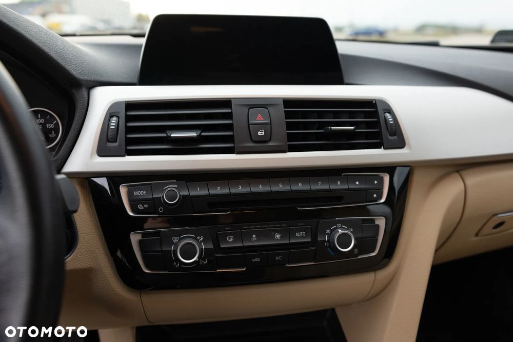 BMW Seria 3 320d Advantage - 32