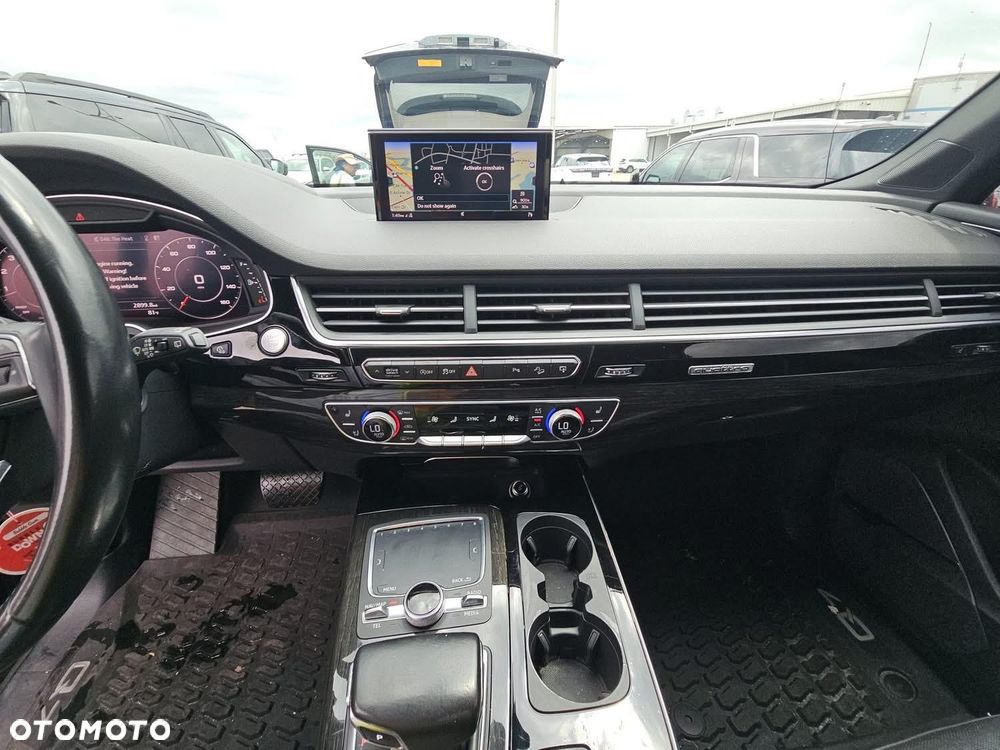 Audi Q7 3.0 TFSI Quattro Tiptronic - 14