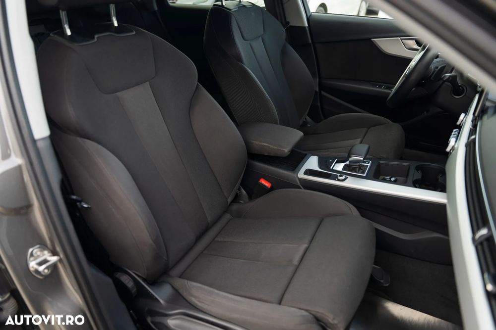 Audi A4 Avant 2.0 40 TFSI MHEV S tronic S Line - 17