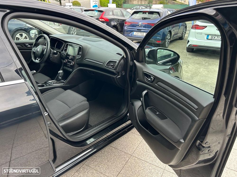 Renault Mégane ENERGY TCe 130 EDC LIMITED - 5
