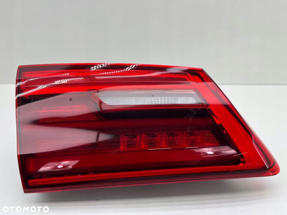 BMW 5 G30 LAMPA LEWA TYŁ W KLAPĘ LED 7376473