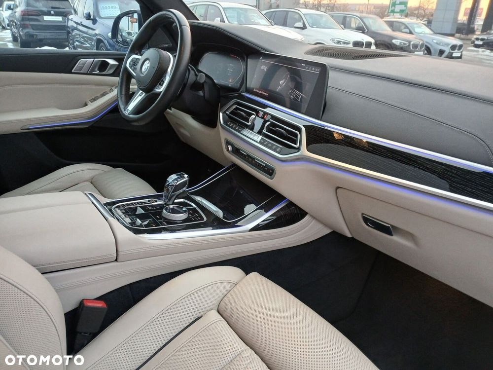 BMW X7 xDrive30d sport - 13