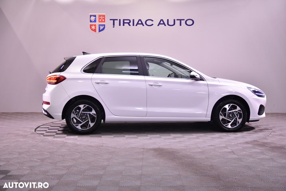 Hyundai i30 1.5 96CP M/T Highway - 8