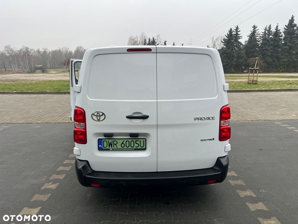Toyota Proace Active - 8