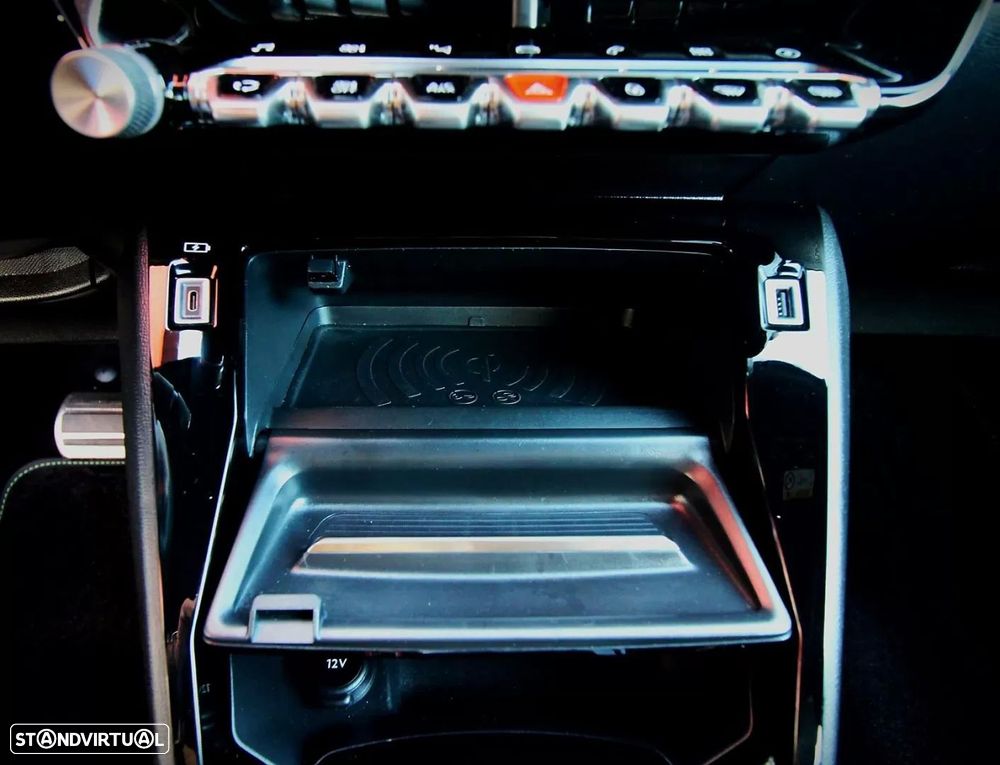 Peugeot e-208 50 kWh GT Line - 16