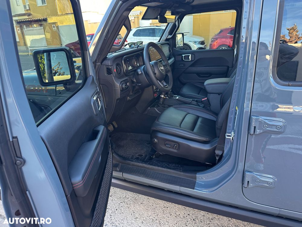 Jeep Wrangler 2.0 AT8 4WD Rubicon - 11