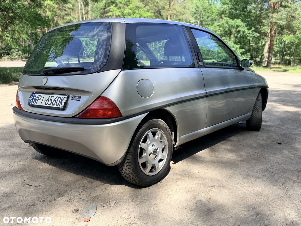 Lancia Ypsilon - 2