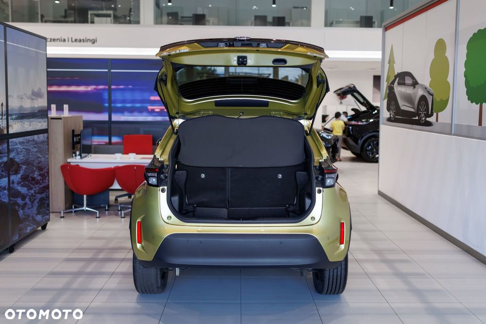 Toyota Yaris Cross Hybrid 1.5 Comfort - 23