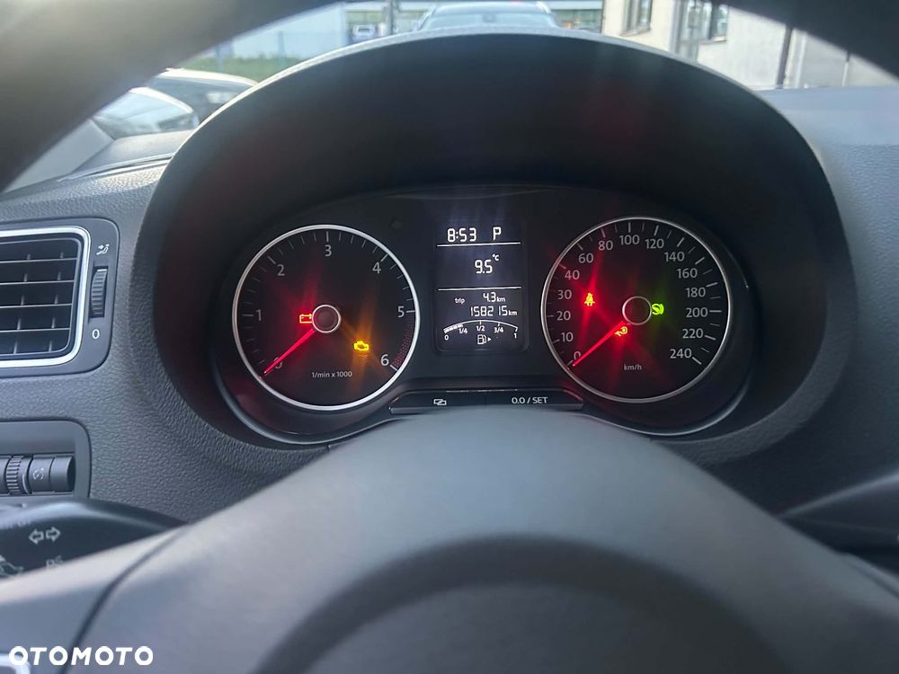 Volkswagen Polo - 10