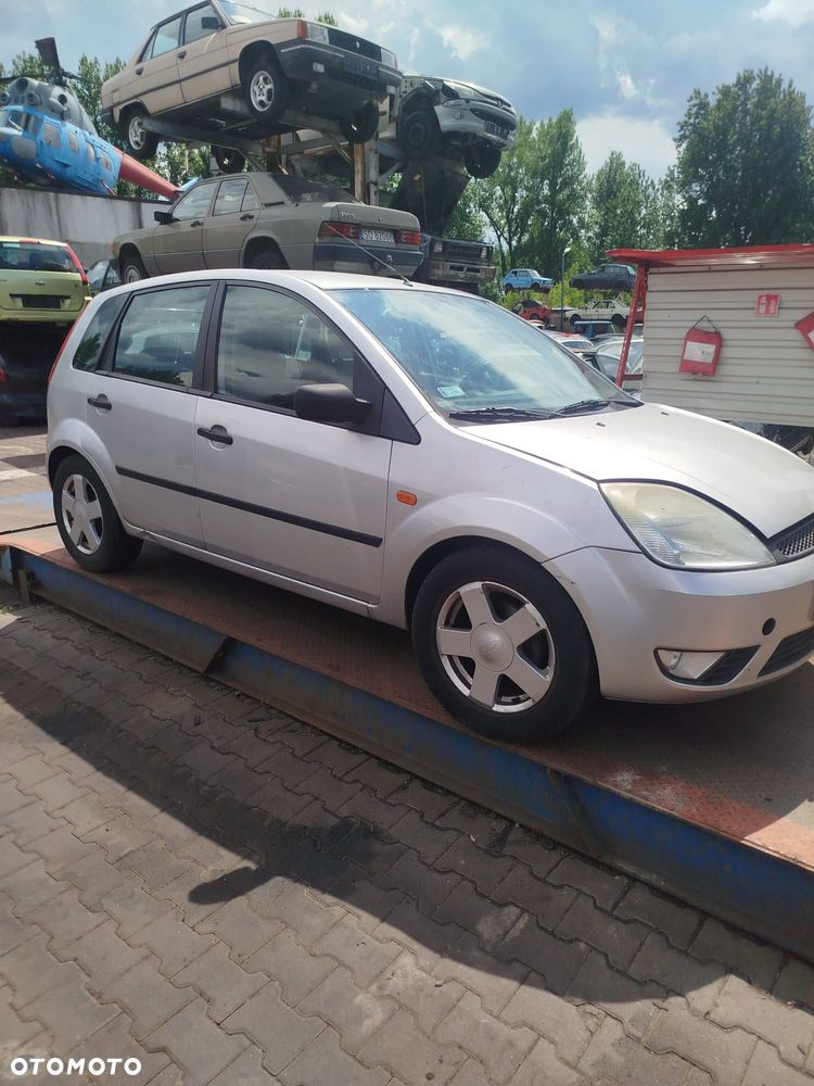 Ford Fiesta MK6 na części. - 3
