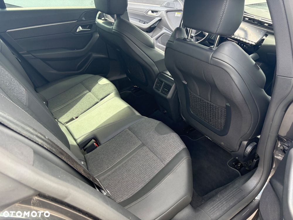 Peugeot 508 BlueHDi 130 EAT8 Allure Business-Paket - 18