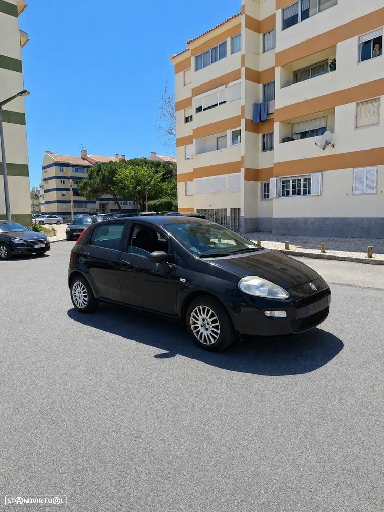 Fiat Punto 1.2 Lounge S&S - 3