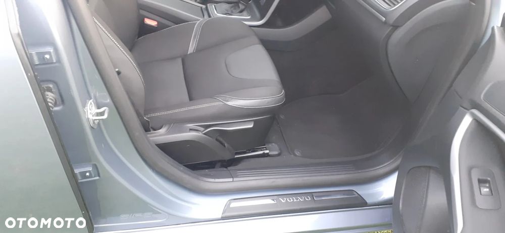 Volvo V40 D2 Drive-E Dynamic Edition - 19