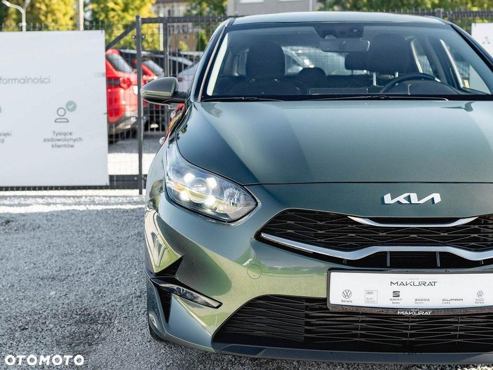 Kia Ceed 1.5 T-GDI M DCT - 11