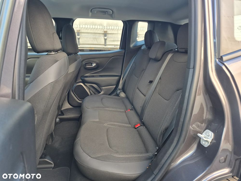 Jeep Renegade - 20