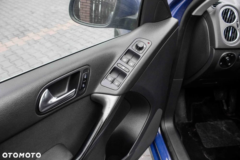 Volkswagen Tiguan 2.0 TSI 4Motion DSG Team - 12