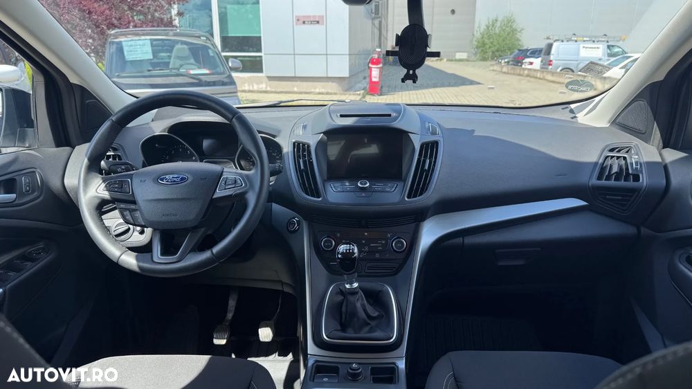 Ford Kuga 1.5 EcoBoost 2x4 Cool & Connect - 18