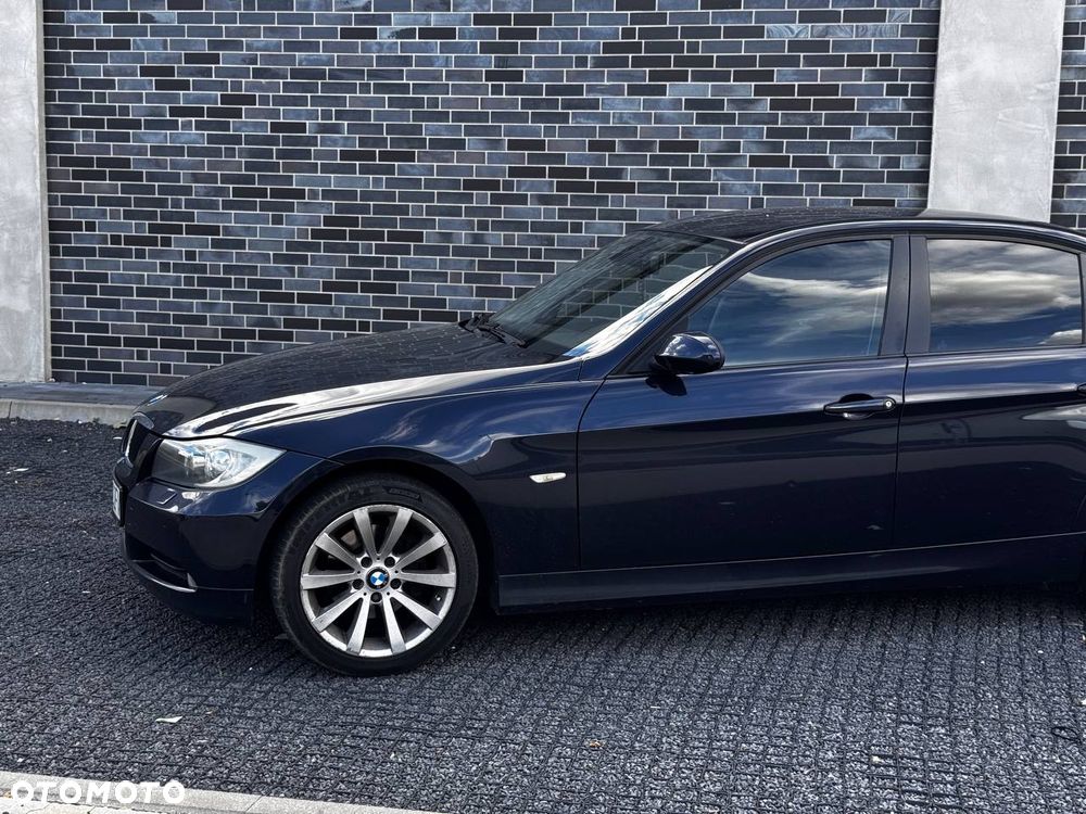 BMW Seria 3 318d - 2
