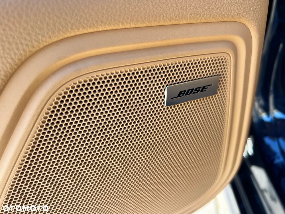 Porsche Macan Turbo PDK - 24