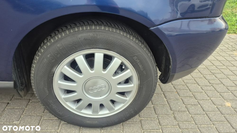 Audi A3 3-drzwiowe 1.6 Ambition - 31