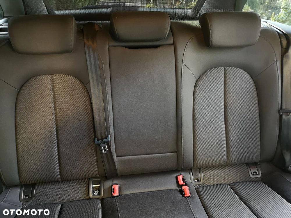 Audi A6 Avant - 14