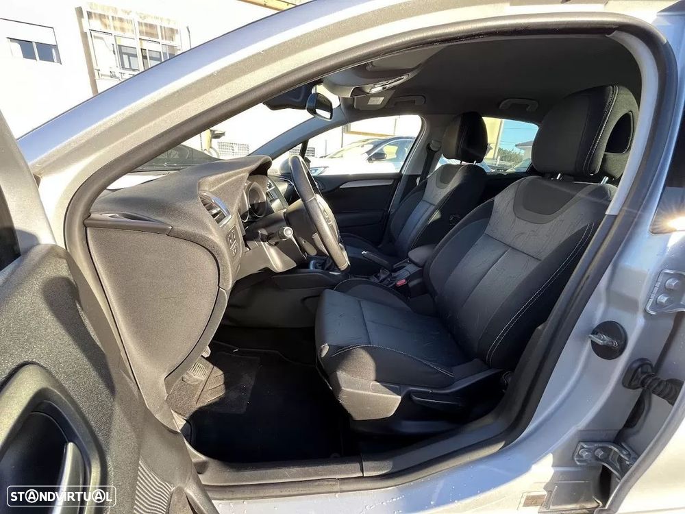 Citroën C4 1.6 e-HDi Business - 17
